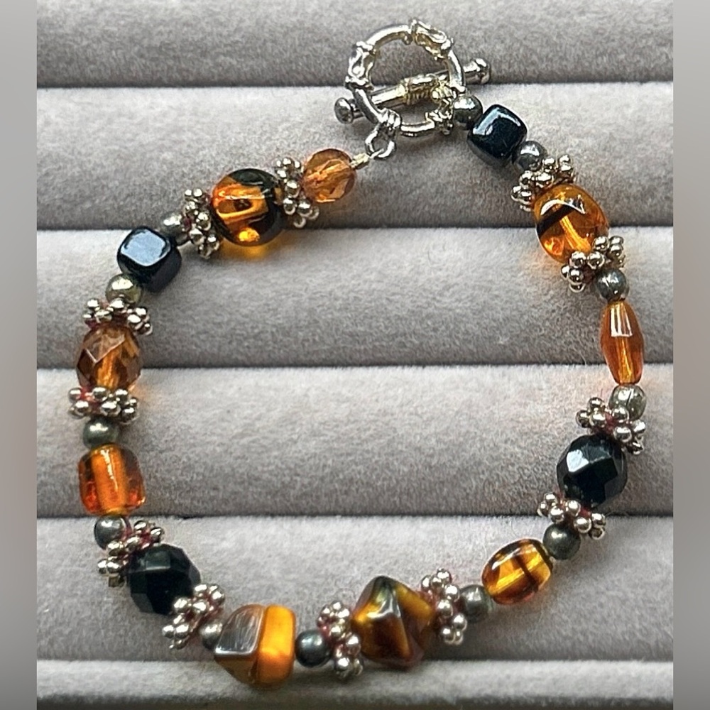 Bracelet & Earring Bundle! Cats eye and glass beaded set.